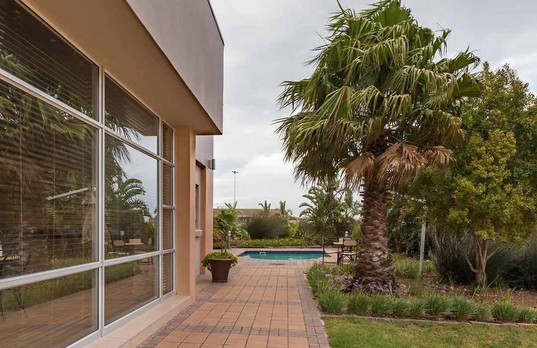 Road Lodge Port Elizabeth Airport-1