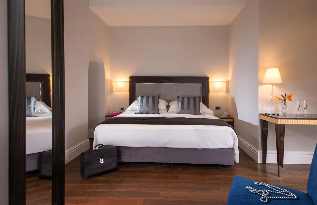 Tridente Suites-1