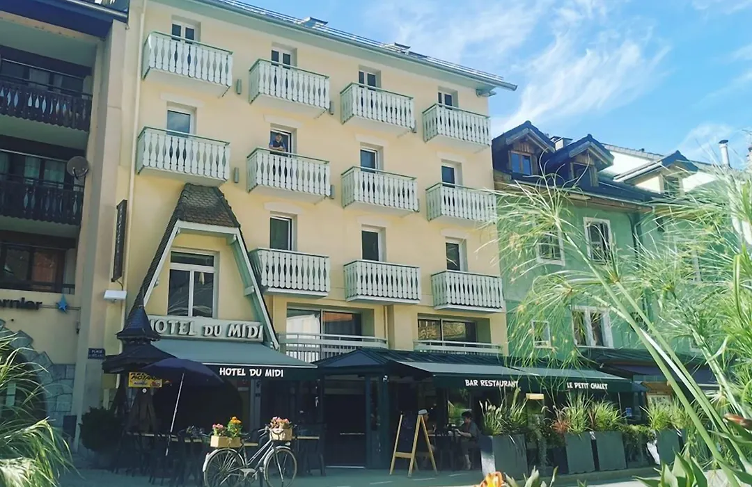 Hôtel Du Midi-1