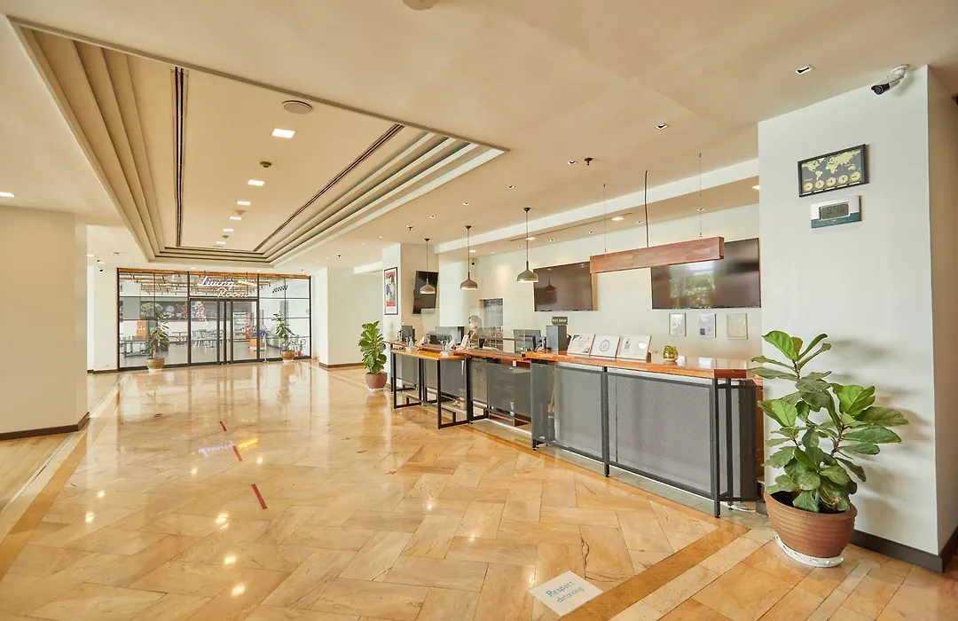 The Royal City Hotel-1