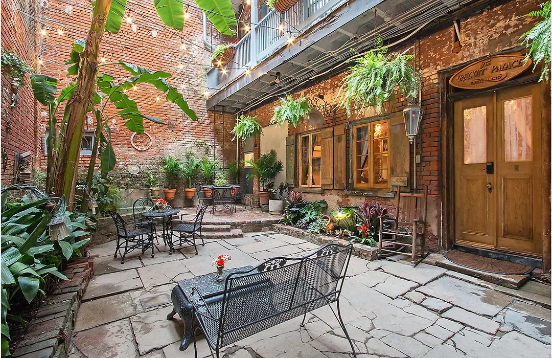 French Quarter Mansion-1