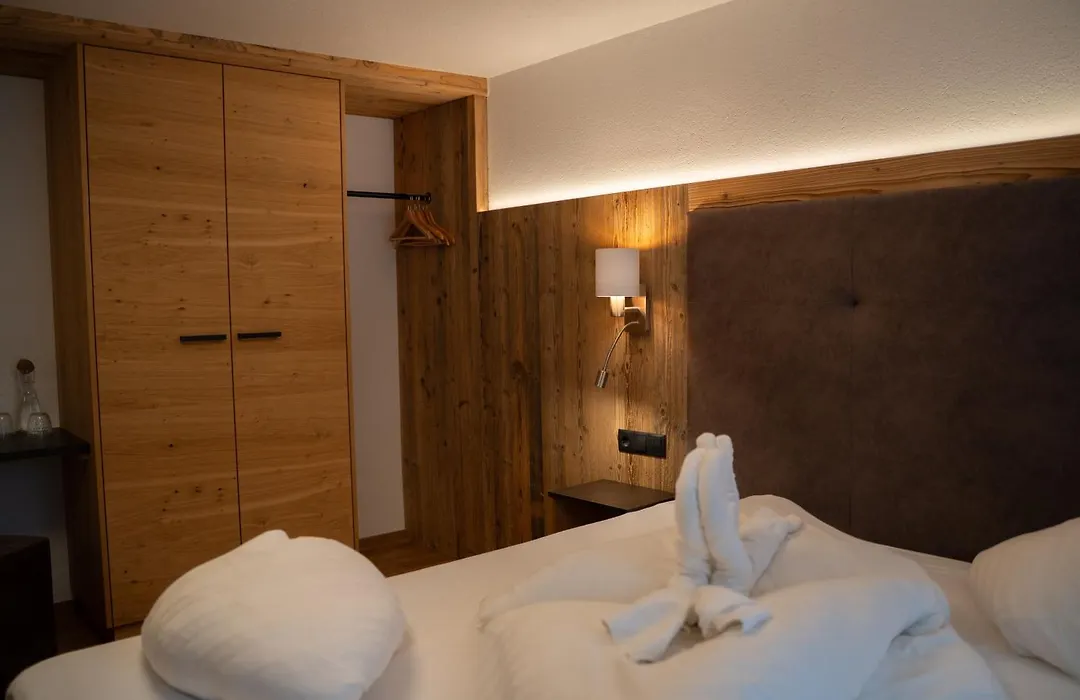 Alpenhotel Regina-1
