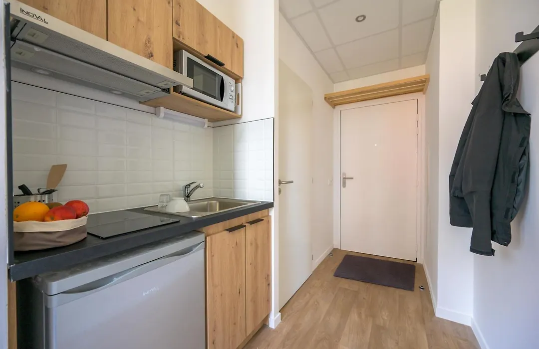 Nemea Appart Hotel Coliseum Amiens Centre-1