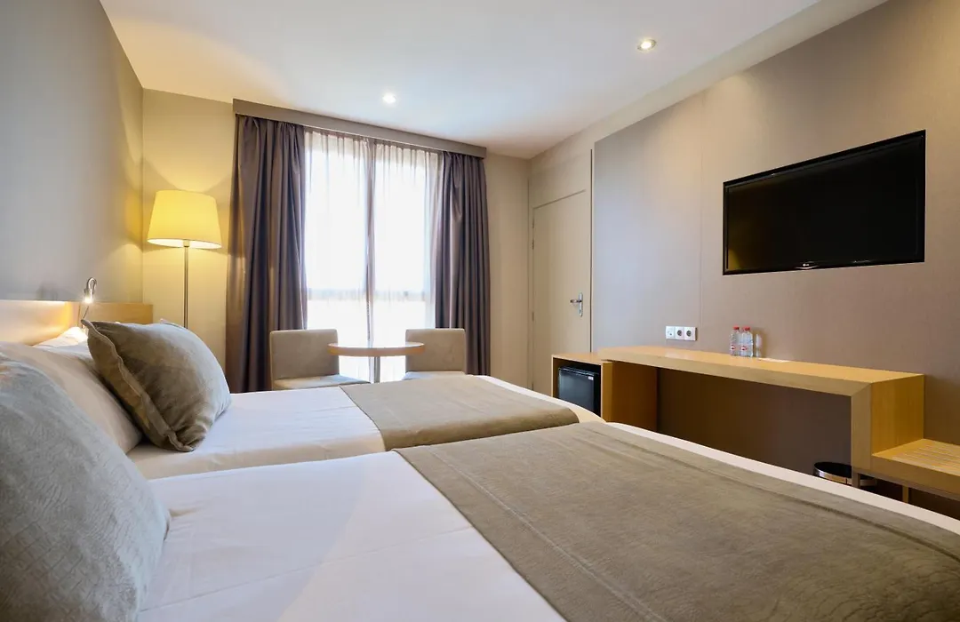 M.A. Hotel Sevilla Congresos-1