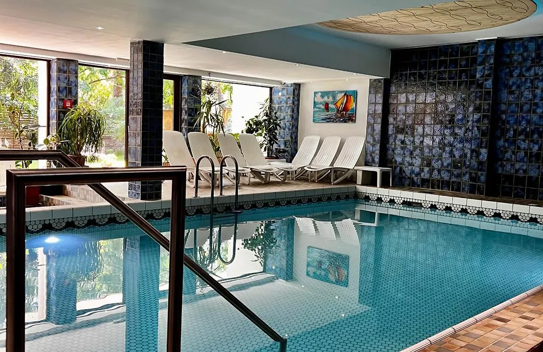 Hotel Garni Obermair-1
