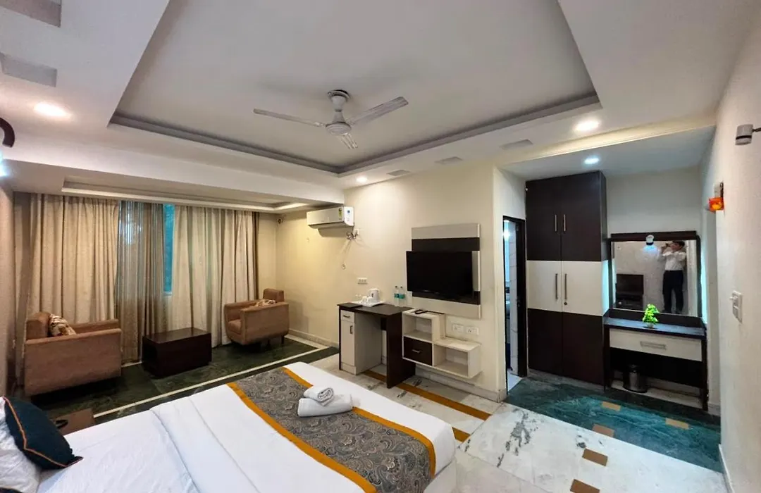 Meera Madhav Resort-1