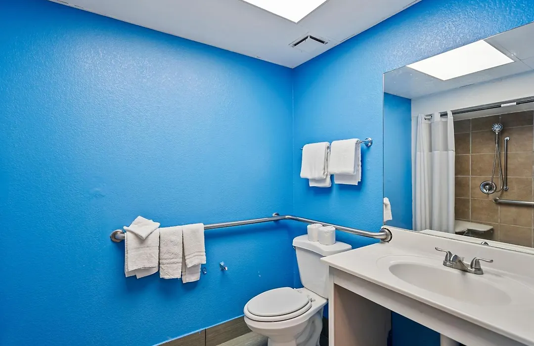 Woodland Inn And Suites Extended Stay-1