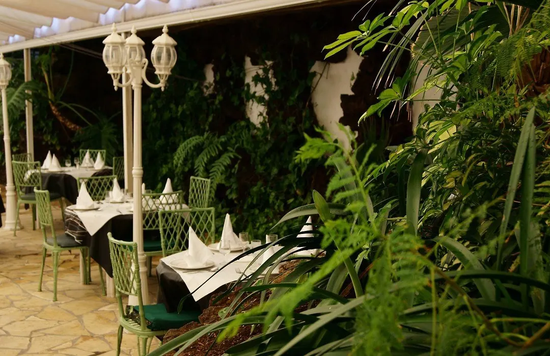 Hc Hotel Magec-1