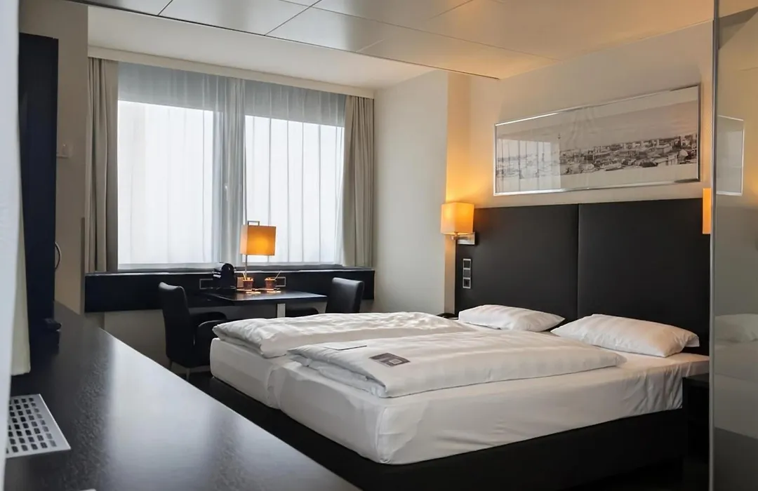 Park Inn By Radisson Berlin Alexanderplatz-1