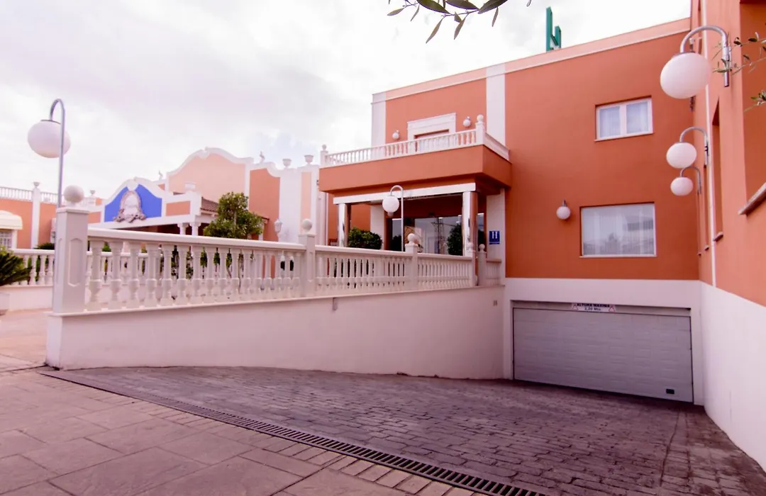 Hotel Carmen-1
