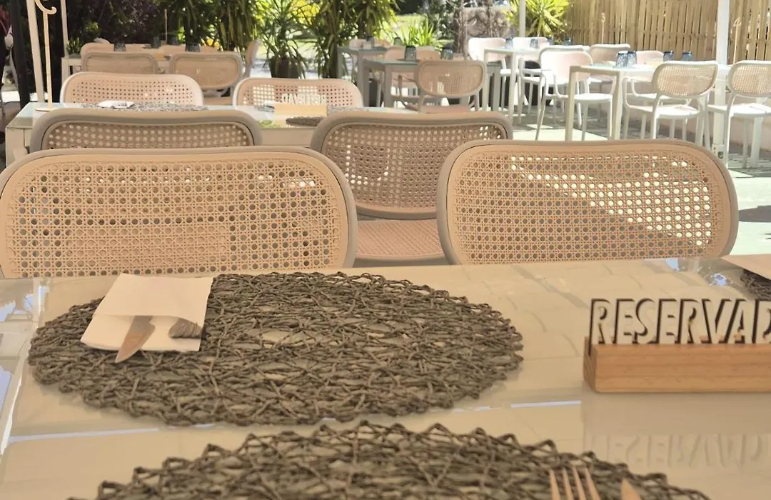 Hotel Los Arenales De Jerte-1
