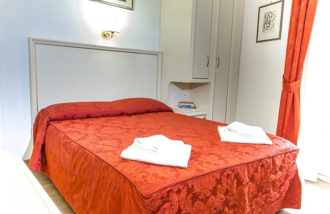 Best Suites Pantheon-1