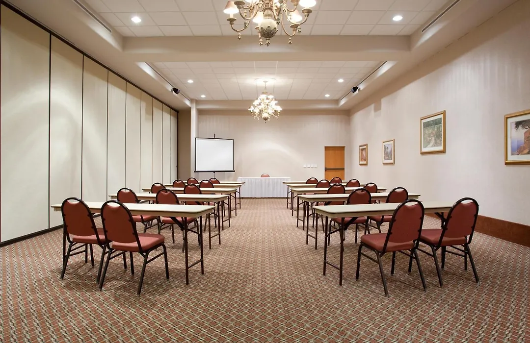 Baymont By Wyndham Belen Nm-1