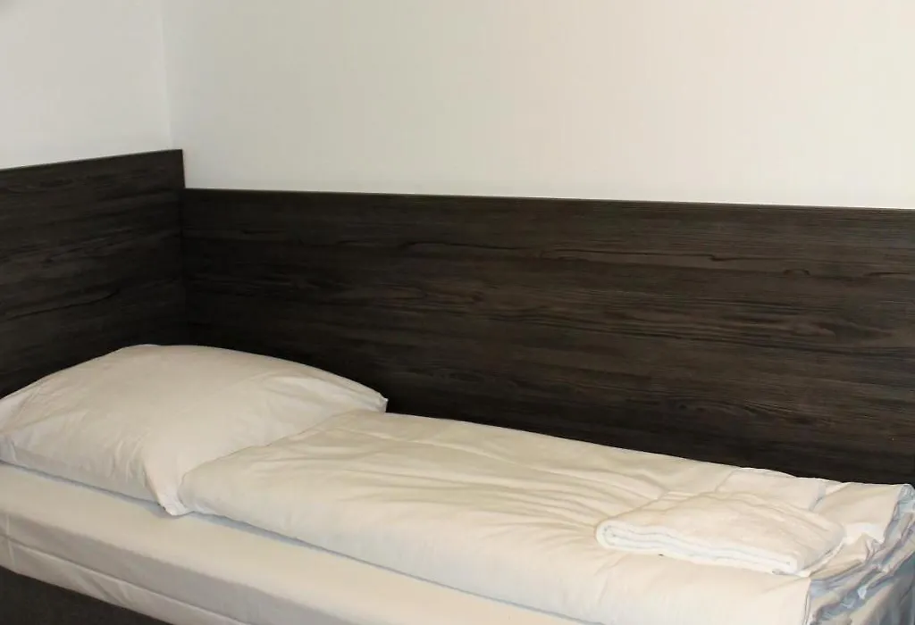 Pionier Hotel Hamburg Wandsbek 24H Self Check-In-1