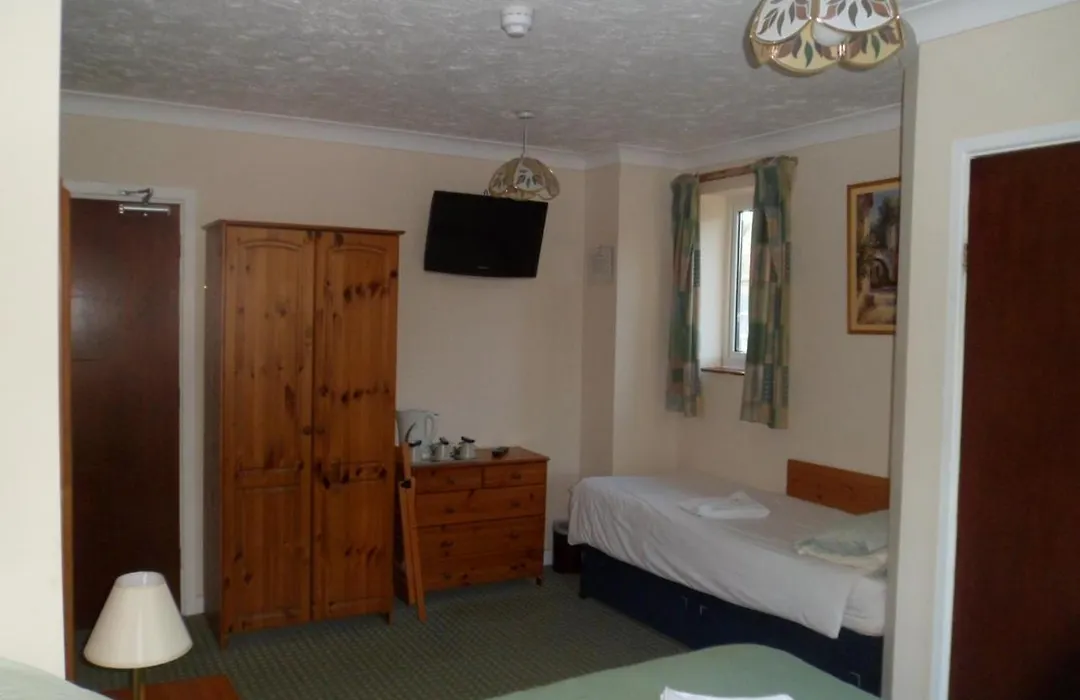 Carlton Lodge-1