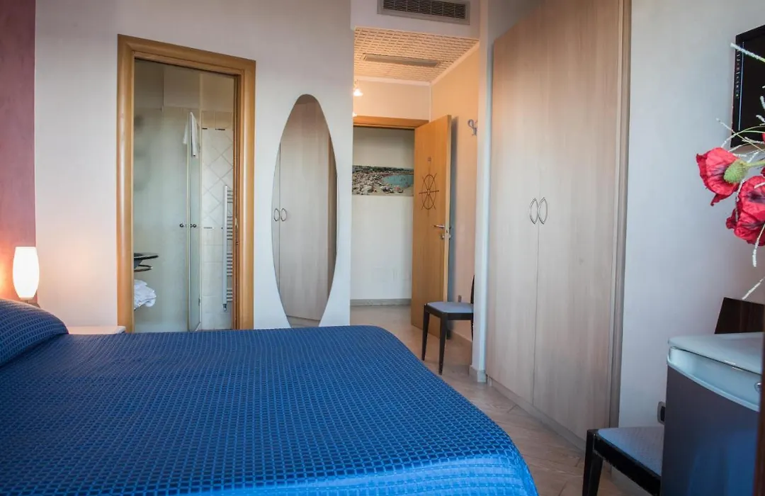 Hotel Mirage-1