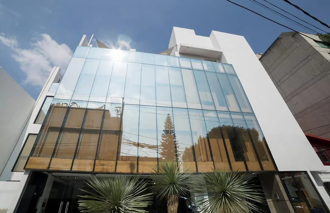 Suites Arboleda 215-1