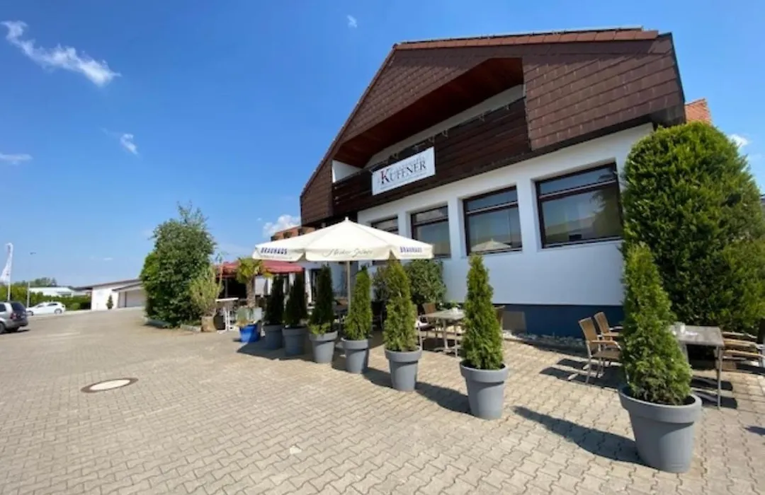 Landhotel Küffner-1