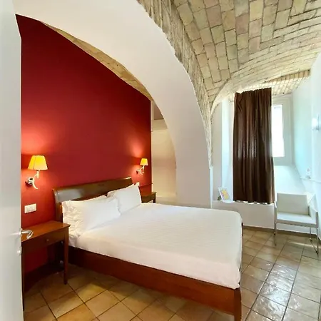Roma Resort Colosseum-3