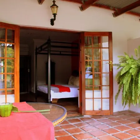 Orange-Ville Lodge & Guesthouse-2