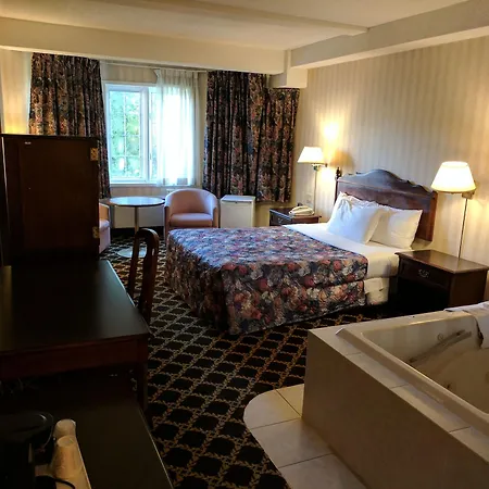 Travelodge By Wyndham Niagara Falls Lundys Lane-3