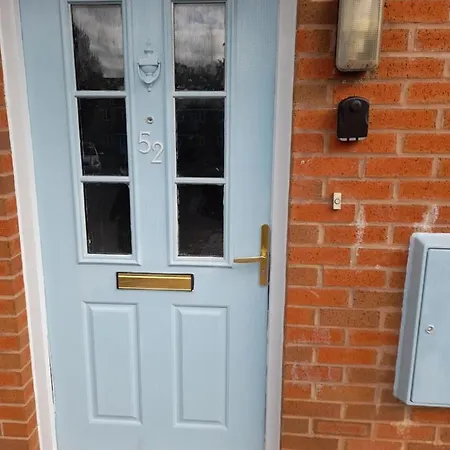 Glorious Bnb Longbridge-3