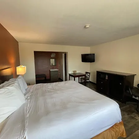 Tourist Inn-2