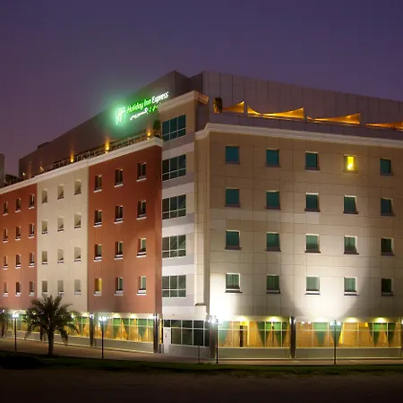 Holiday Inn Express Dubai Internet City By Ihg-3
