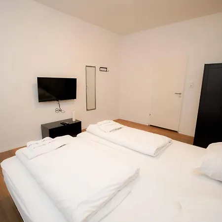 Design Apartments 2-3