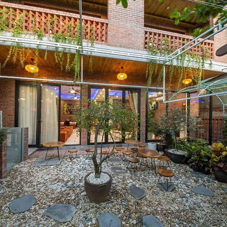 Hoi An Golden Bamboo An Bang Beach Villa & Spa-3