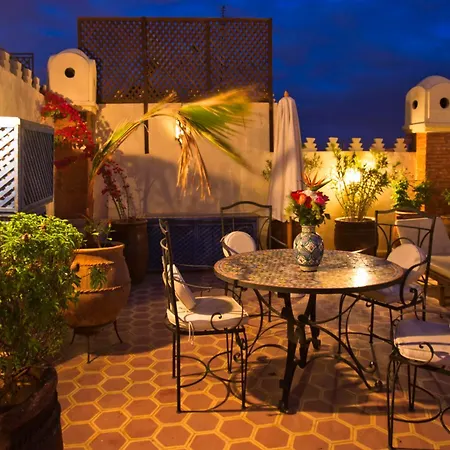 Riad Lakhdar-2