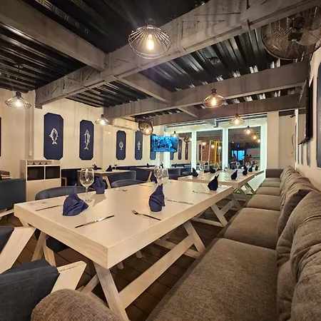 Suites Arboleda 215-3
