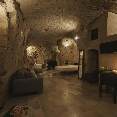 Aque Cave-3