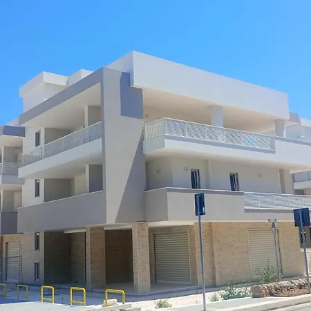 Sea Wind Stanza Con Garage E Ascensore-2