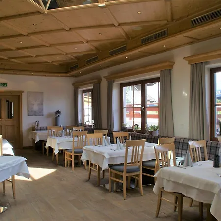 Aparthotel Sterngucker-2
