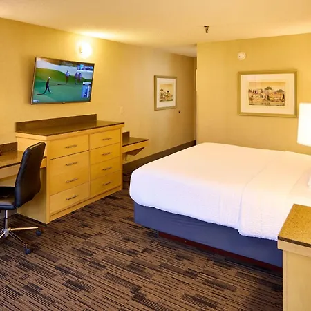 Livinn Hotel Cincinnati North/ Sharonville-2
