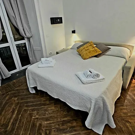 Casa Storica Piazza 5 Giornate-3