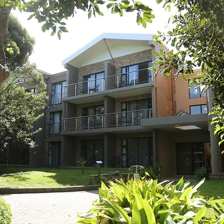 Blue Lagoon Hotel And Conference Centre-2