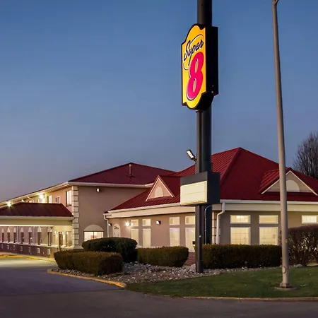 Super 8 By Wyndham Elizabethtown-3