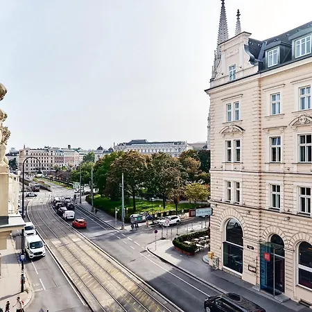 Hotel Pension Baron Am Schottentor-2