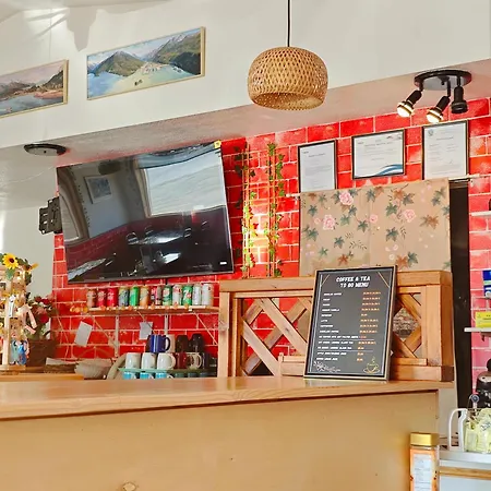 Cozy Corner Motel & Restaurant-2