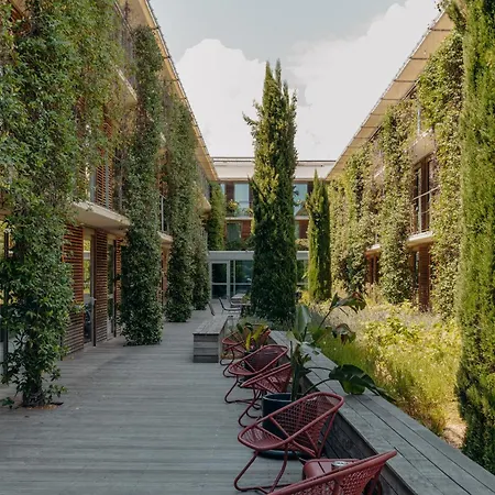 Courtyard By Marriott Montpellier-2