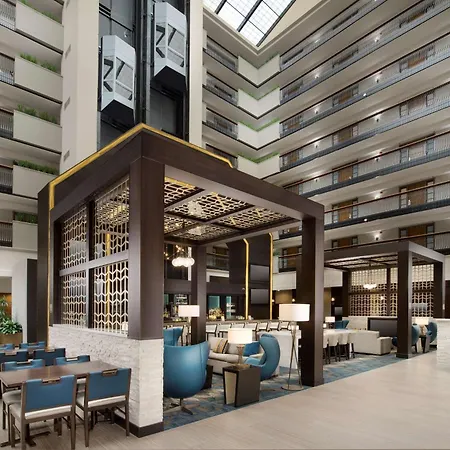 Embassy Suites By Hilton Columbus-2