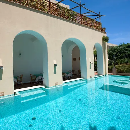Hotel Villa Sarah-3