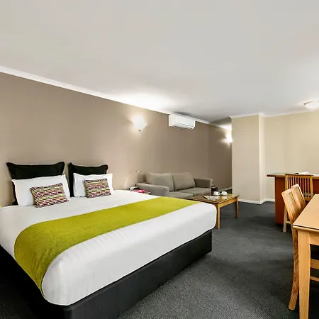 Hobart Waterfront Apartments-3