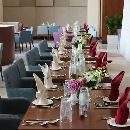 Holiday Inn Jeddah Gateway By Ihg-2