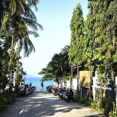 Maenam Bay Resort-3