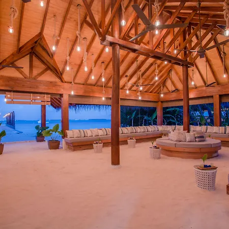Malahini Kuda Bandos Special Offer Begin Your Island Escape With Ease Airport Pick Up And Return By Shared Speedboat At Just Usd 50 Per Person Stays Stay Untill End August-3
