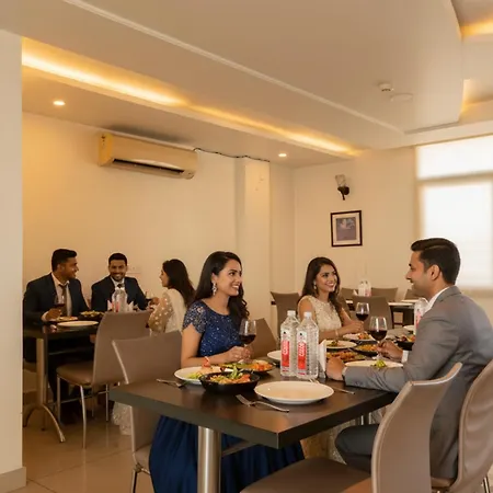 Fabhotel Signature Inn-2
