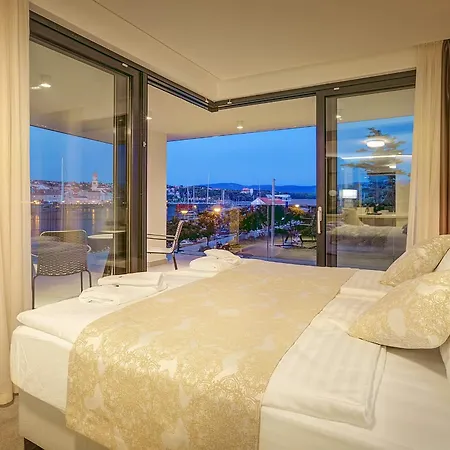 Hotel Maritime-2